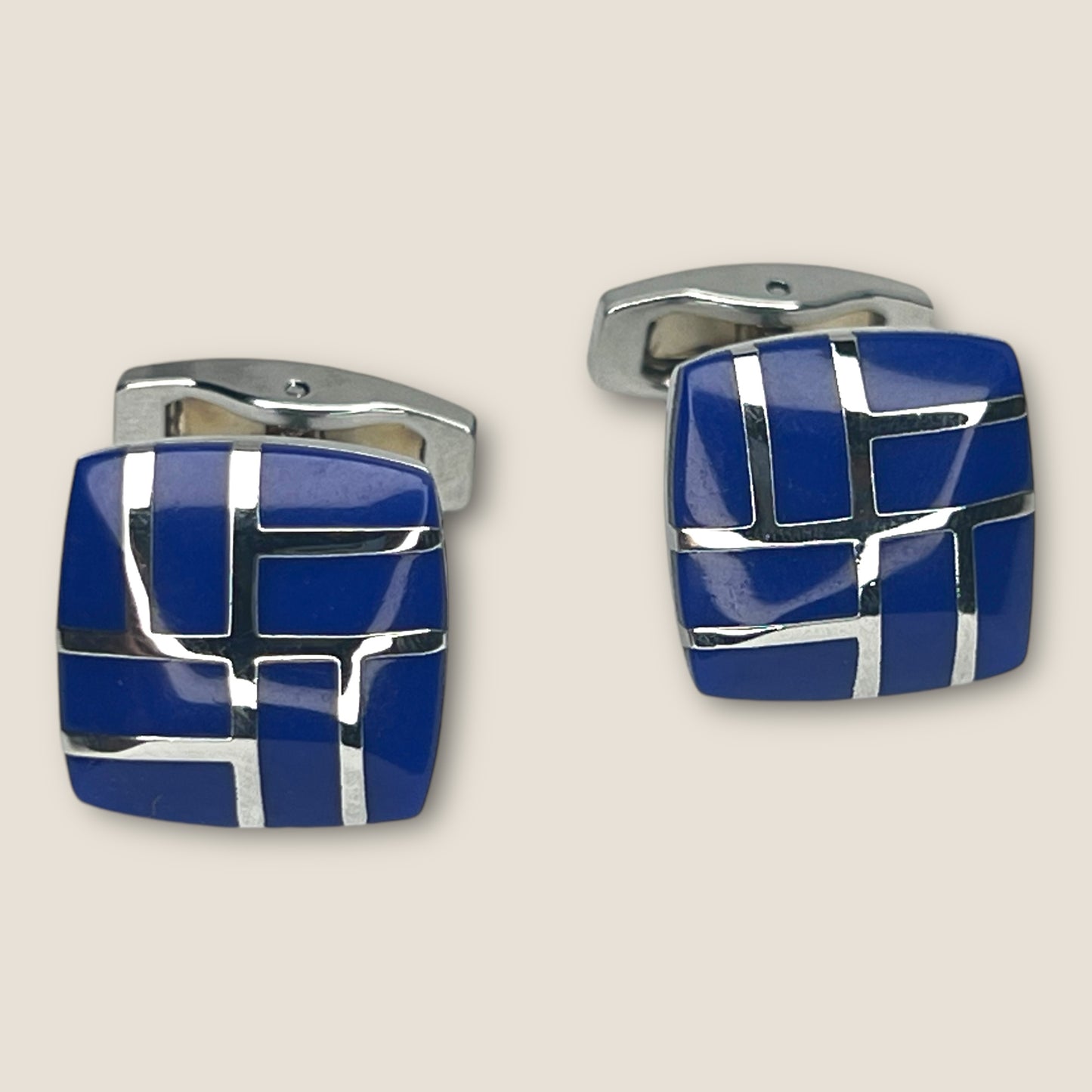 Cufflink-25