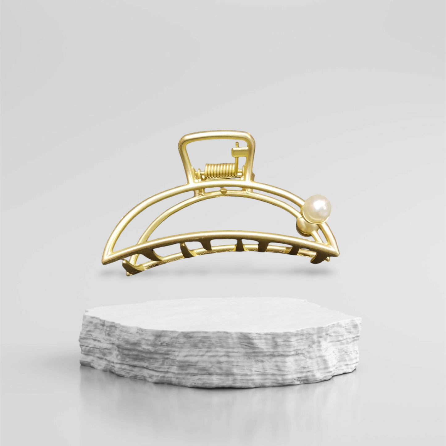 Pearl Hair Grip Claw