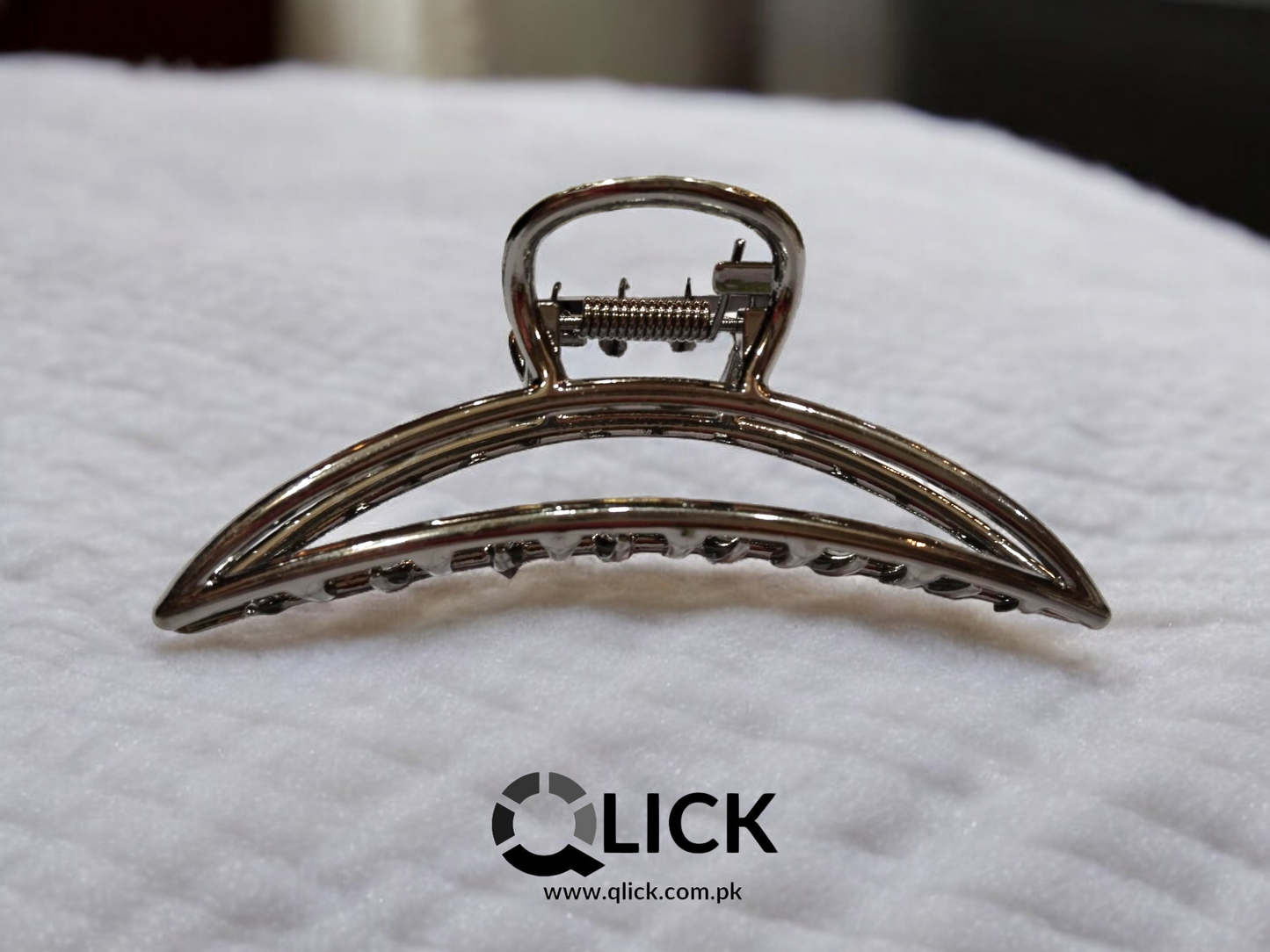 Korean Moon Shaped Metal Hair Claw/Grip
