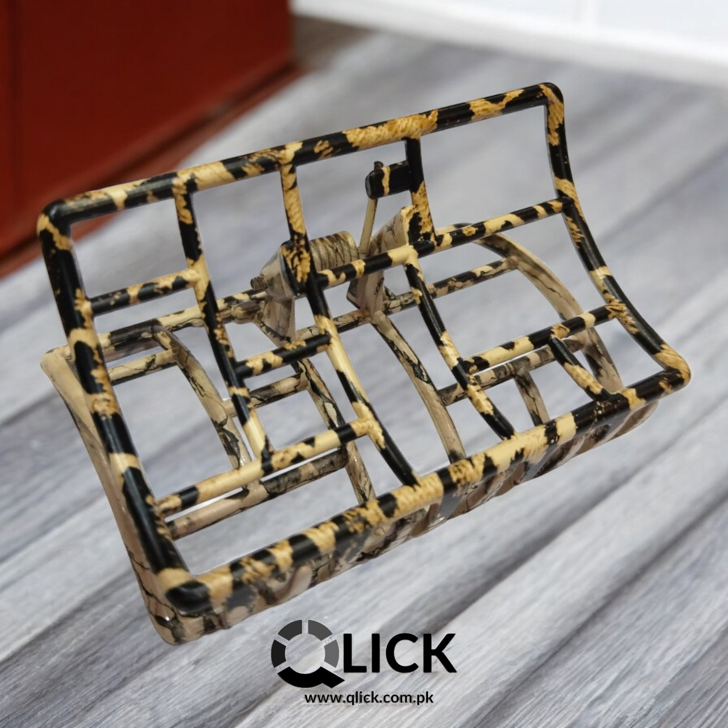 Geometric Metal Hair Claw