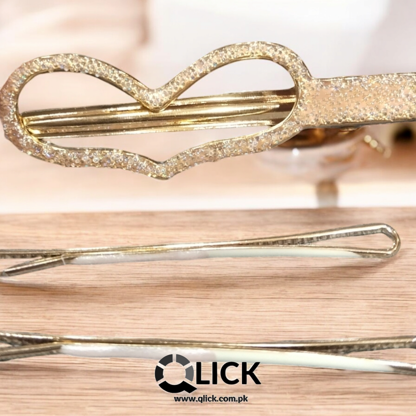Heart Shape Glitter Hair Clip+Bobby Pins (3pcs)