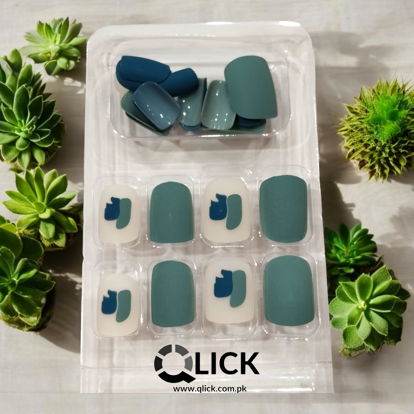 Small Square Matte False Nails/Press on Nails 24pcs+Nail Stickers