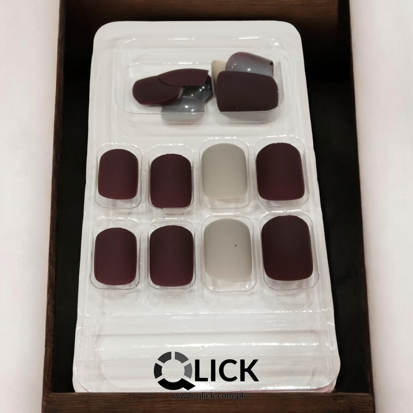 Deep Maroon & Gray Small Square Matte False Nails/Press on Nails 24pcs+Nail Stickers