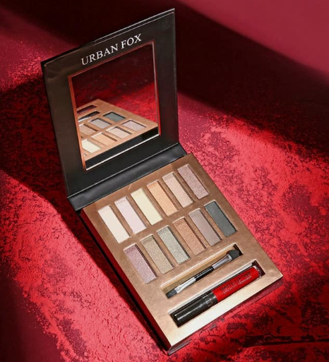 Urban Fox 12 Eyeshadow Palette (without lip gloss)