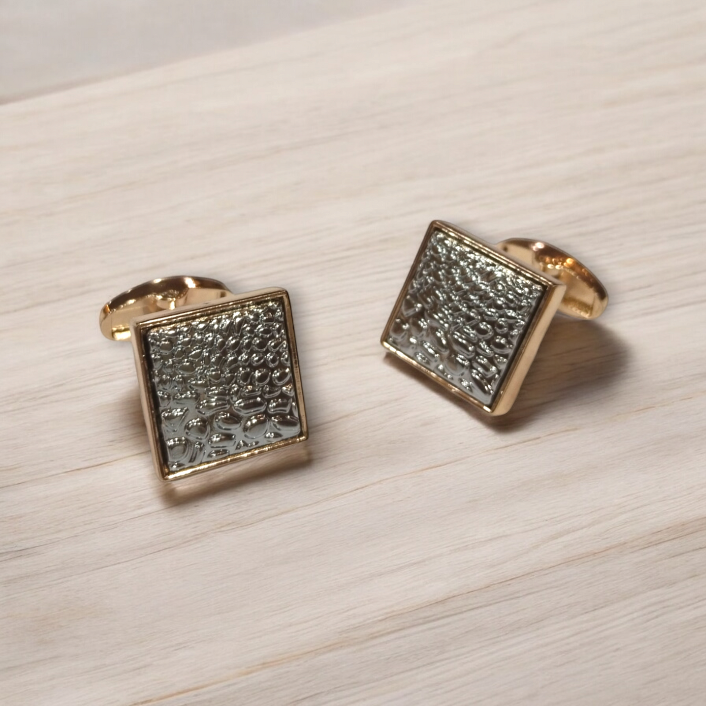 Cufflink-07