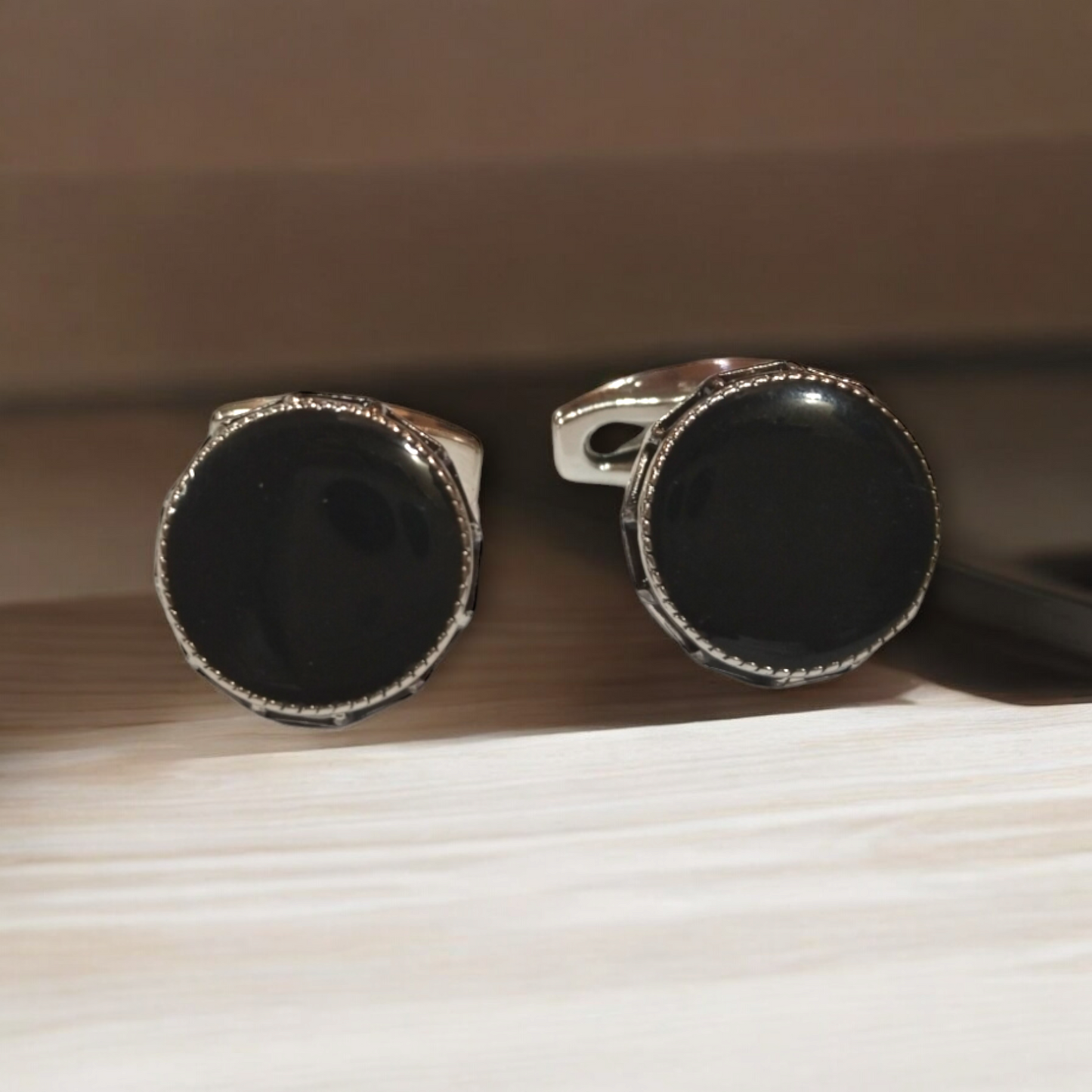 Cufflink-04