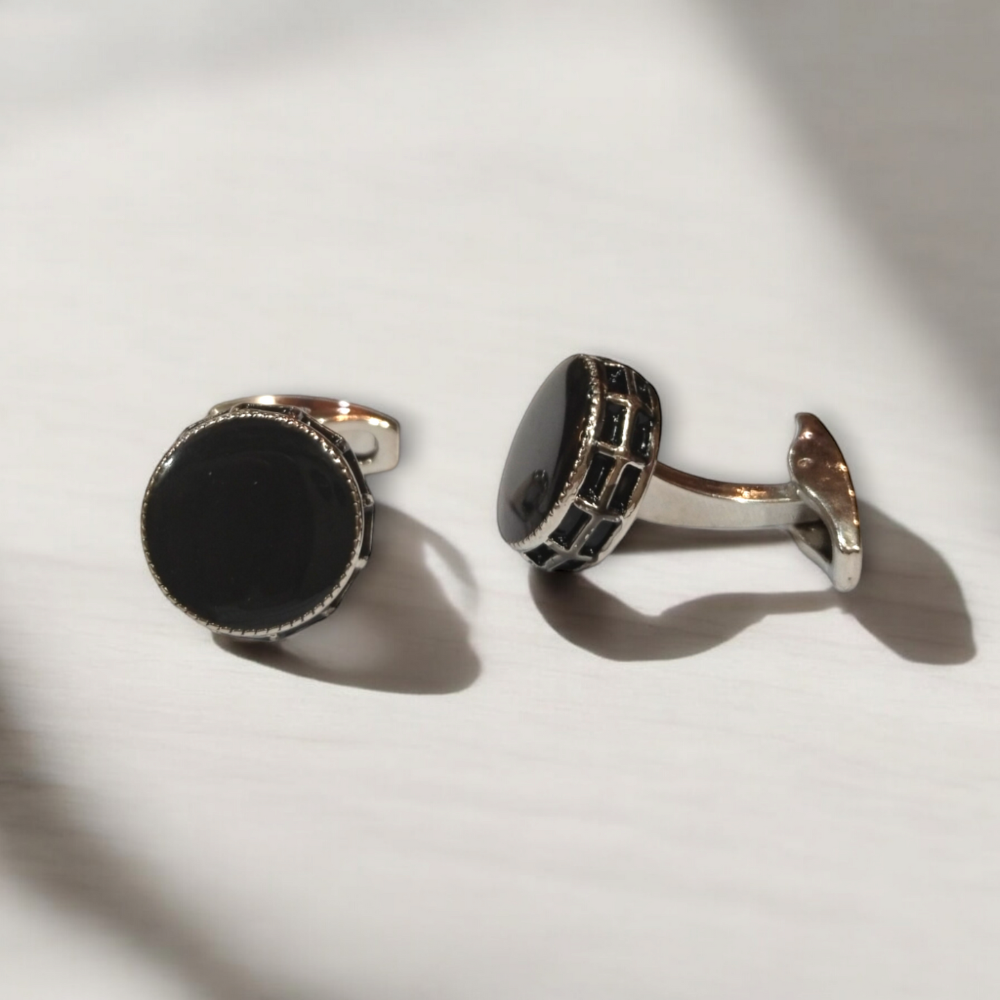 Cufflink-04