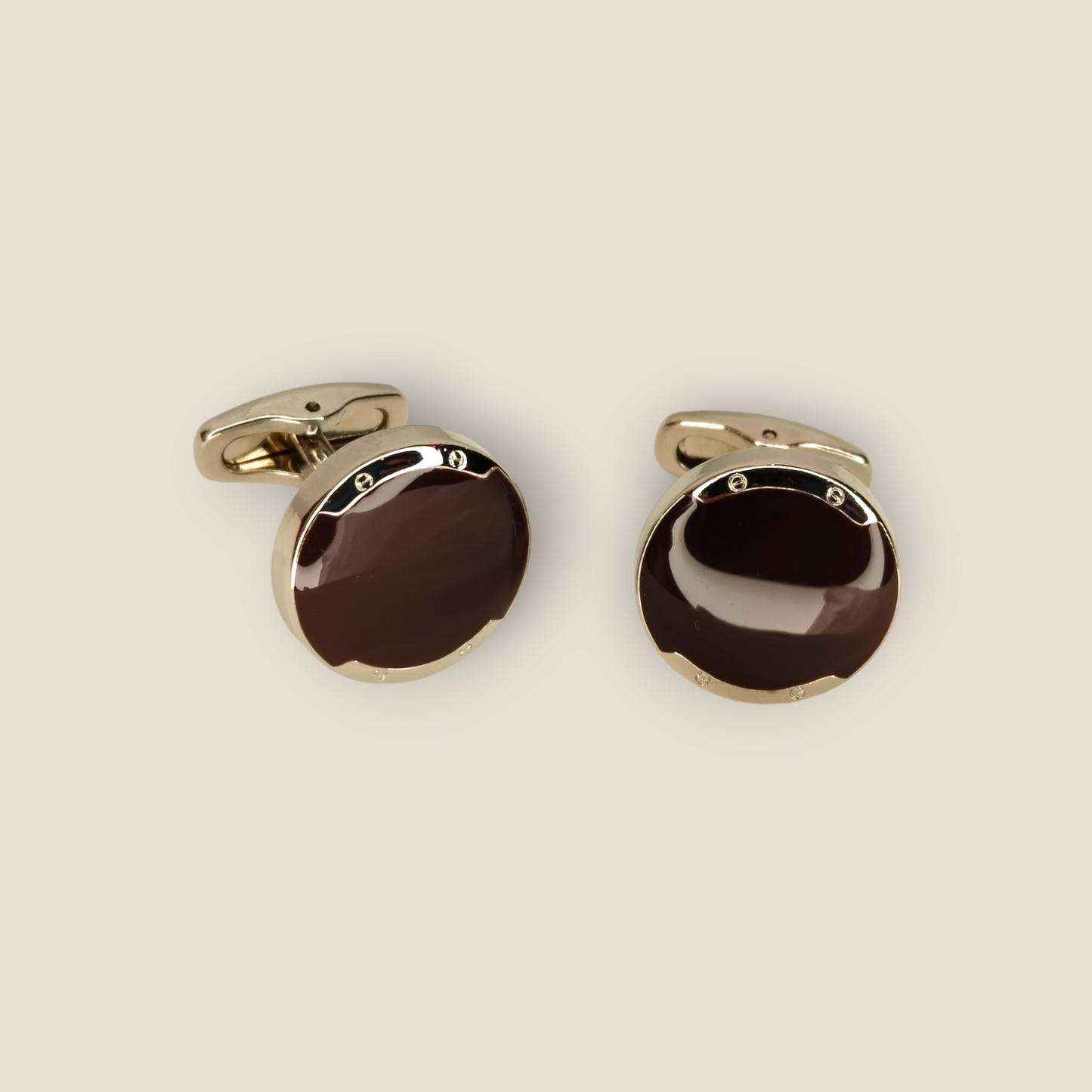 Cufflink-41