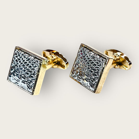 Cufflink-07