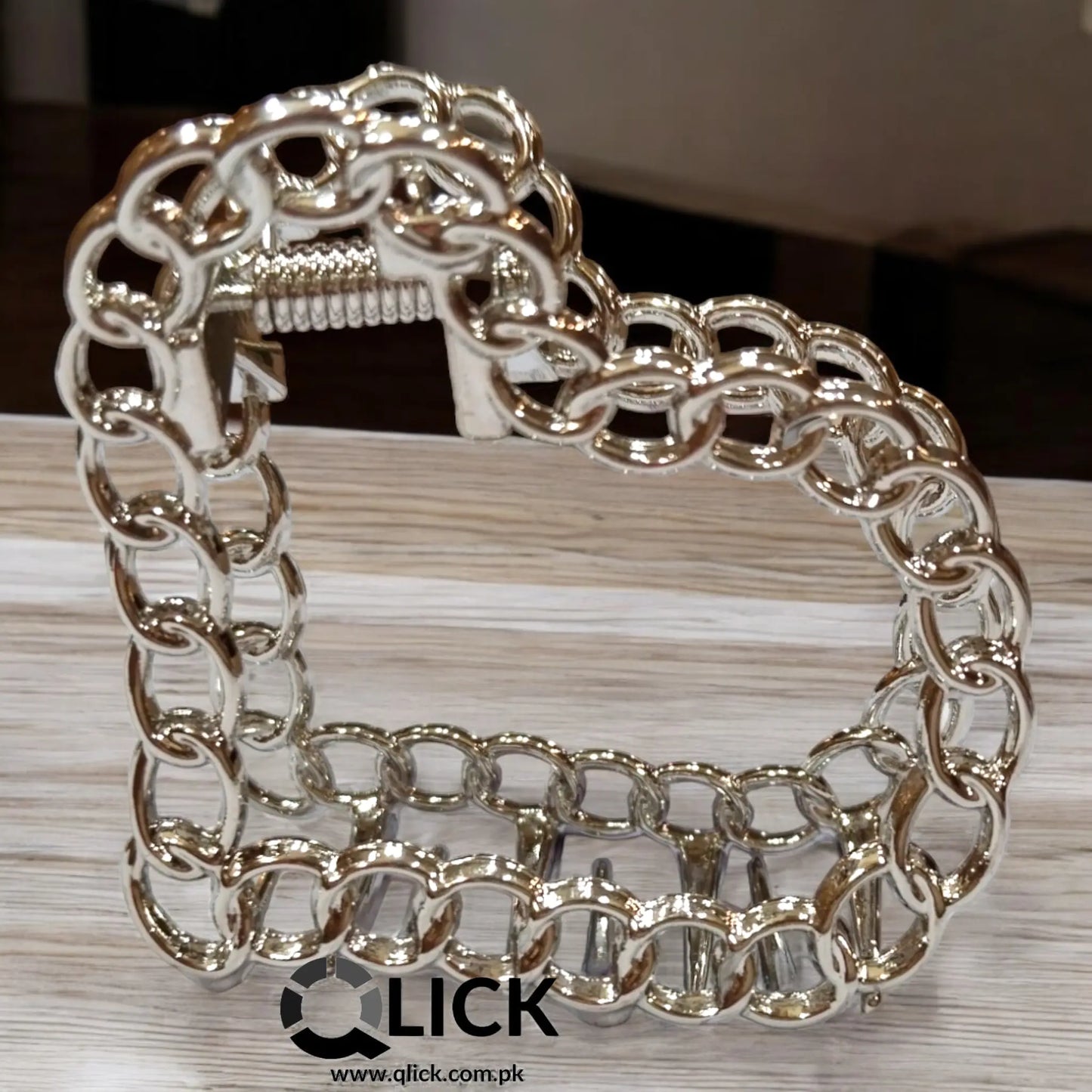 Chained Heart Shape Metal Claw