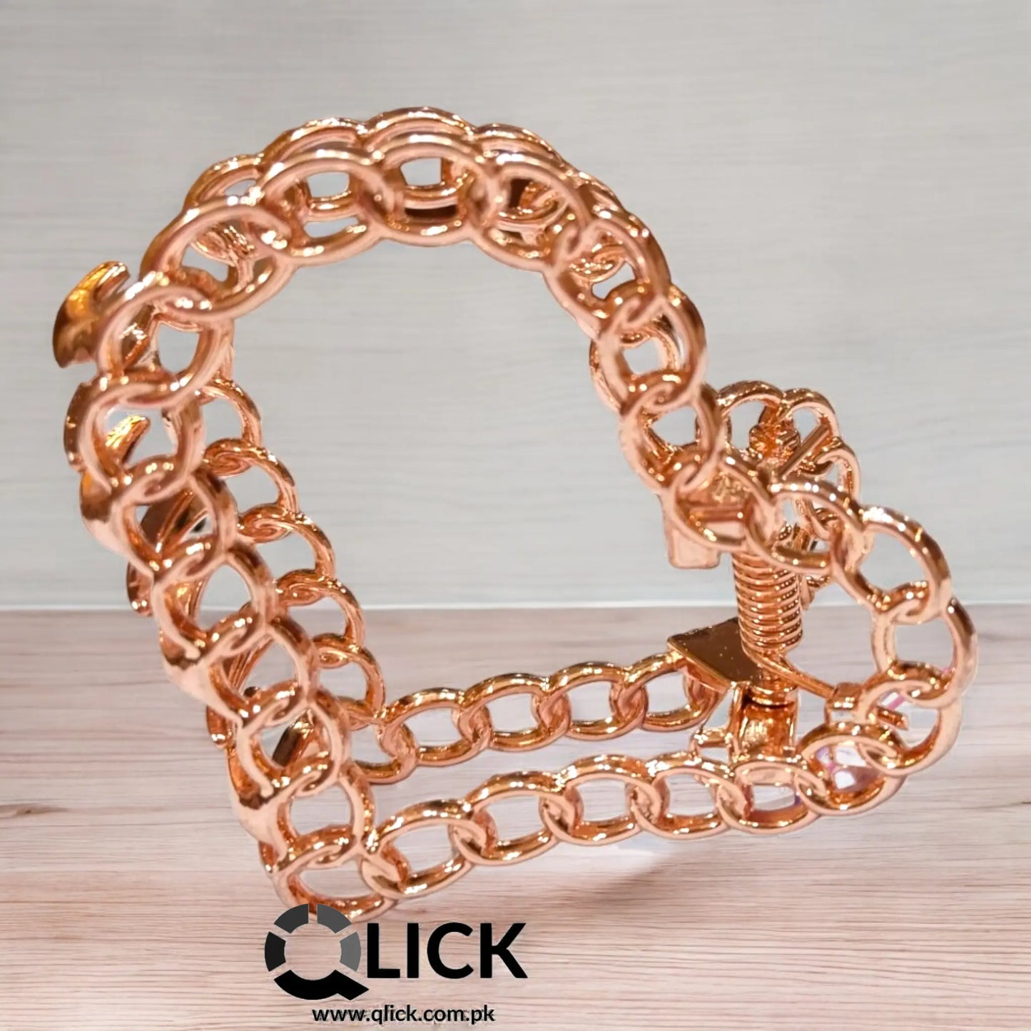 Chained Heart Shape Metal Claw