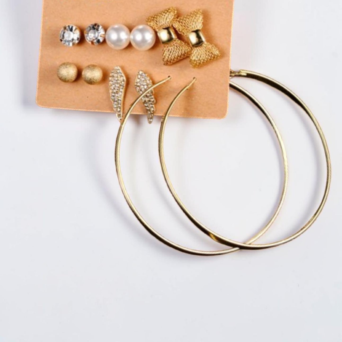 6-Pair Earrings Set (golden) for Women – Elegant Multi-Design Fashion Stud & Hoop Earrings Collection for Daily Wear & Gift